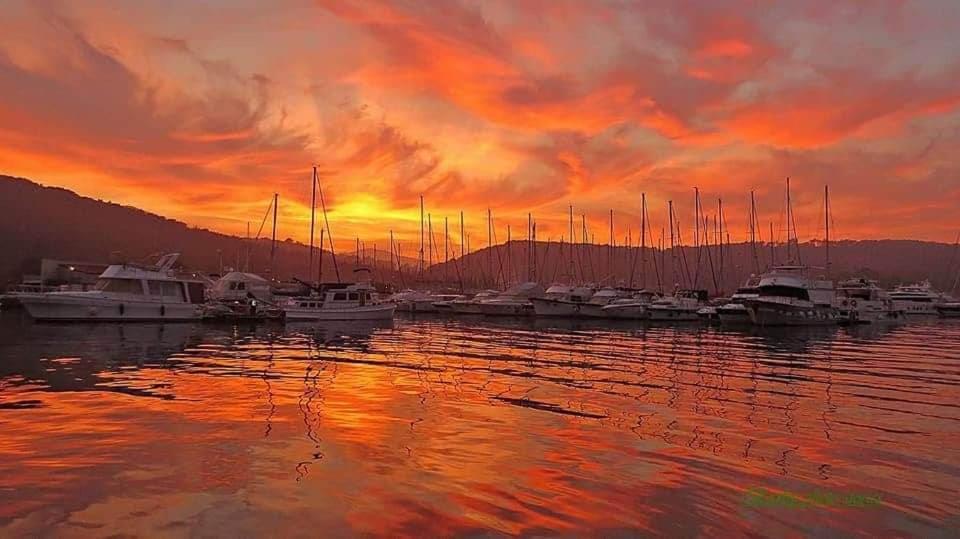 Vila Kuca Za Odmor Marina Sutomiscica Exteriér fotografie